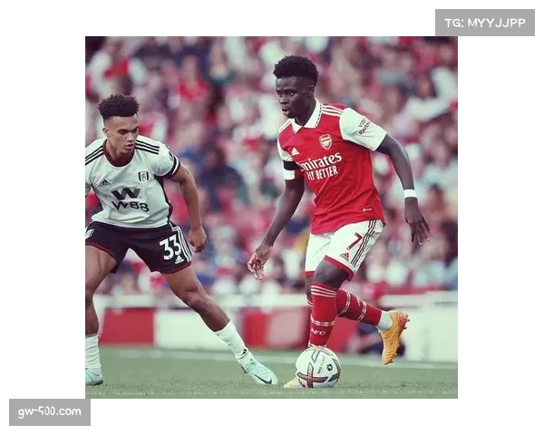 阿森纳左路攻势乏力致失衡 战术短板暴露球员特点利用不足